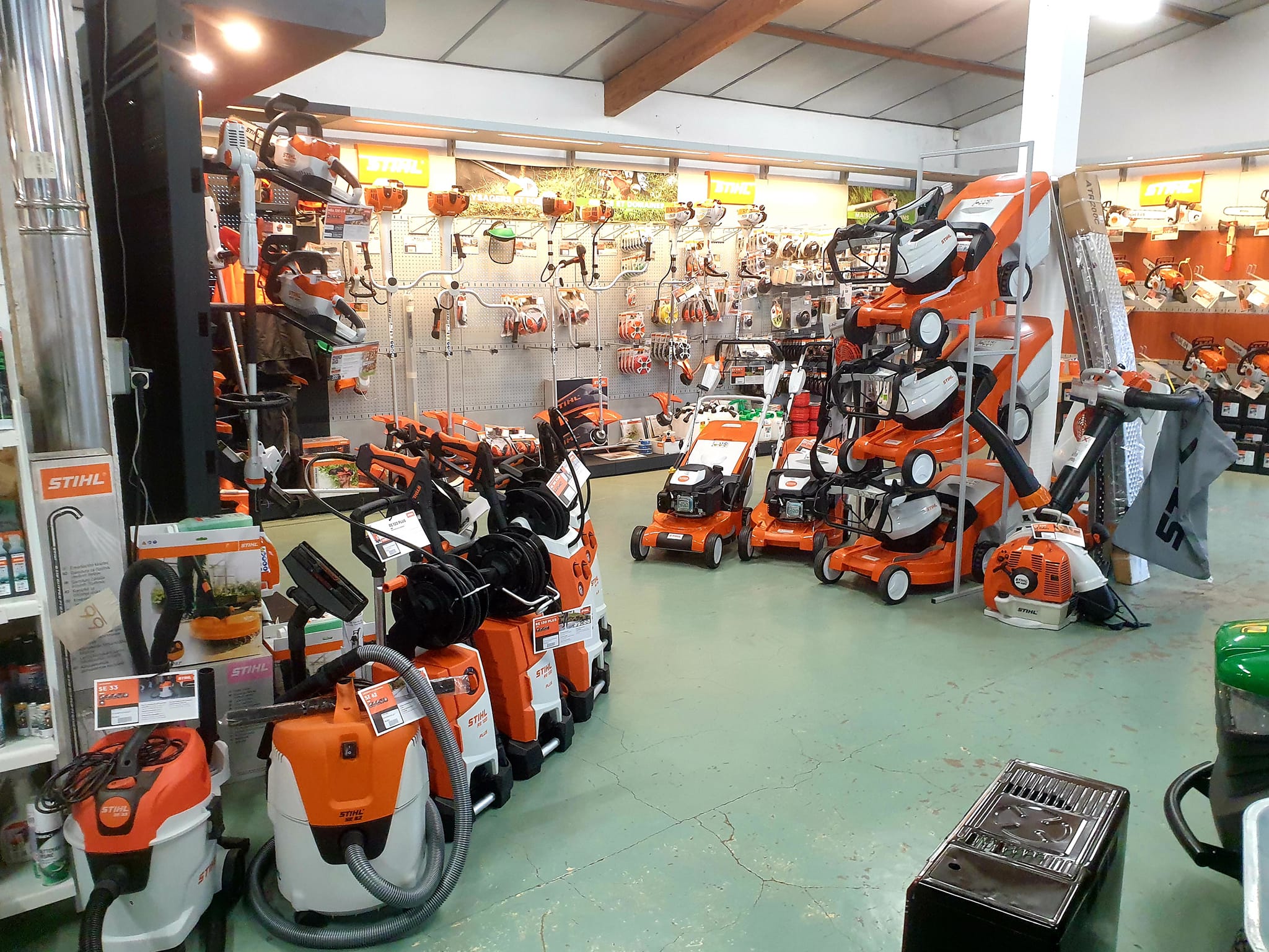 Tournon Motoculture - Photo Boutique
