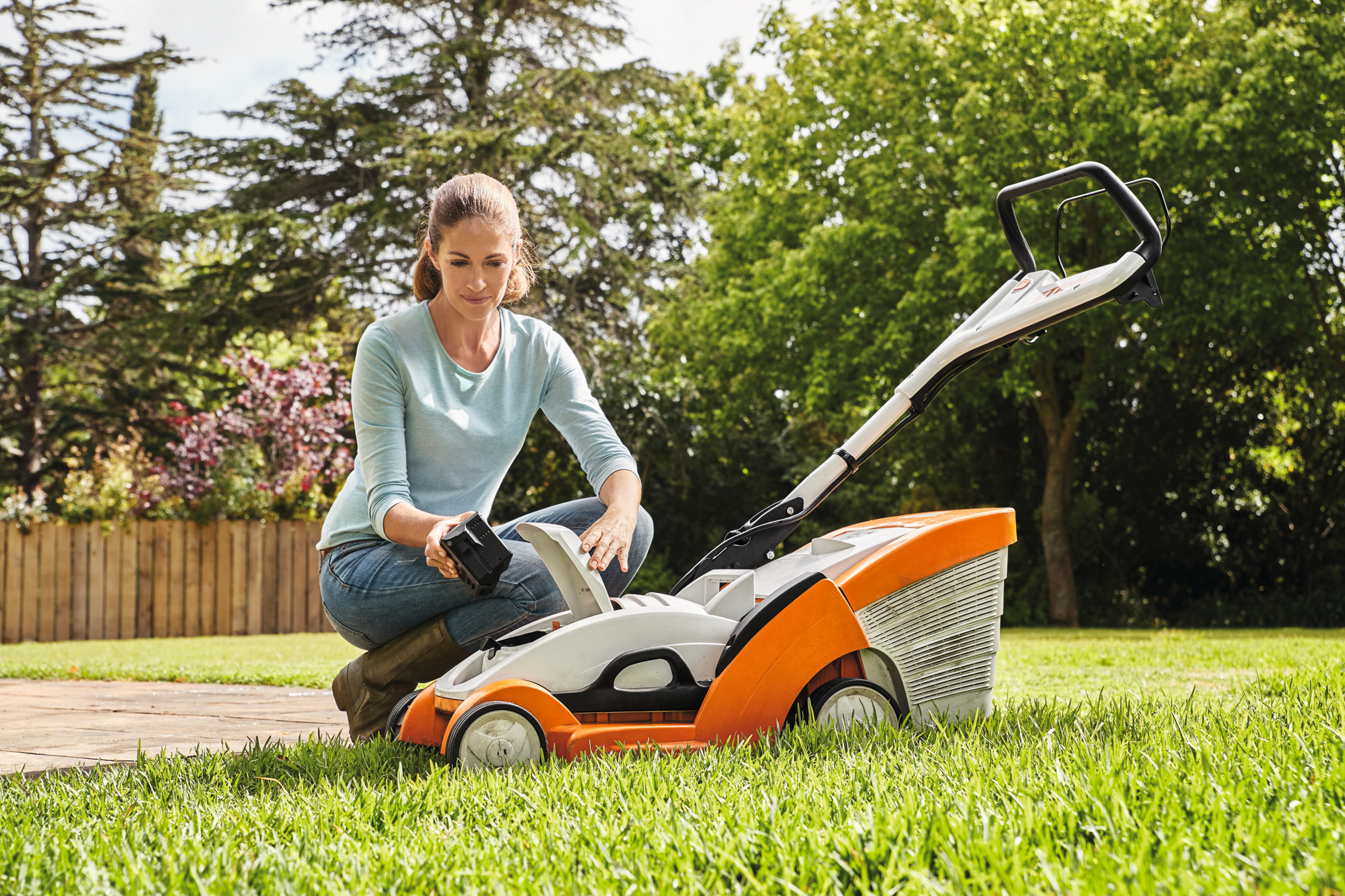 Tournonaise de motoculture - Stihl Background